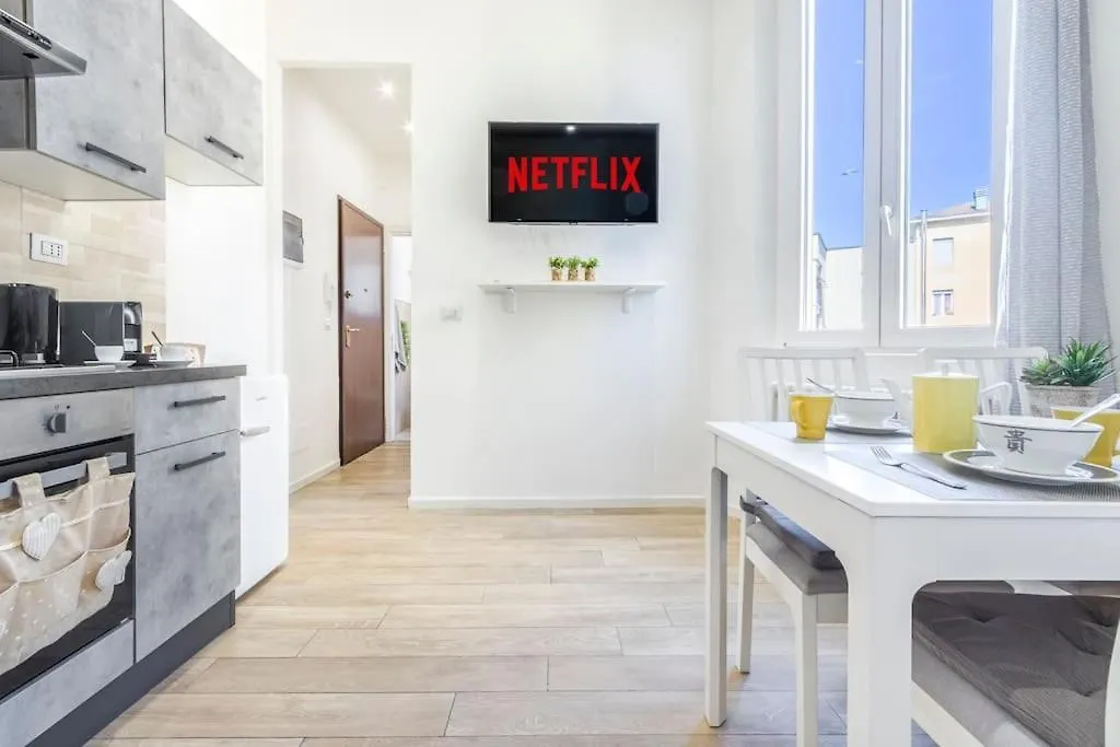 Netflix&Chill - Yin & Yang Home 摩德纳 意大利